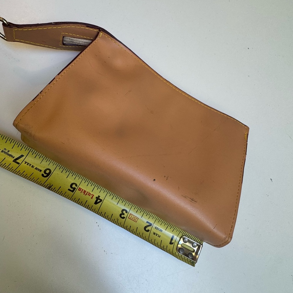 Louis Vuitton genuine vintage 80’s Tan Leather Pochette Makeup cosmetic pouch - Picture 13 of 14